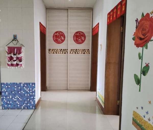 市中心！淇濱花園二區！單價(jià)4000出頭！