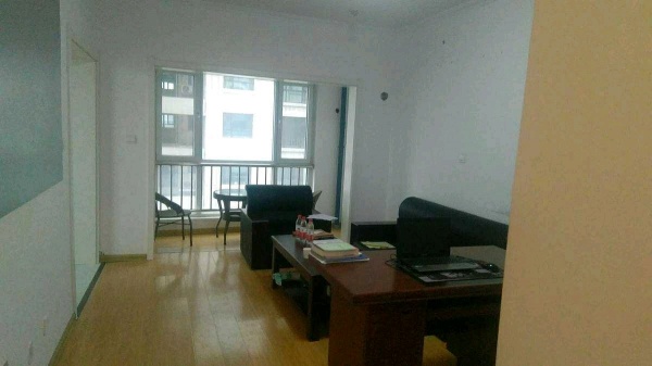 鶴壁CBD中心金融大廈配樓，商住兩用 可租可售新區??淇河邊金融大廈財富公館18樓∕24樓,61㎡。