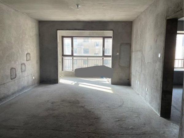 出售兼具學(xué)區、通勤、養老、休閑功能的淇奧花園電梯房