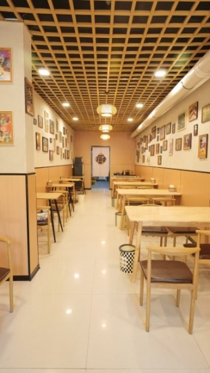 假日半島北門(mén)門(mén)店空店轉讓